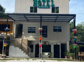 HOTEL EL BOSQUE - RIO CLARO，位于San Francisco的酒店