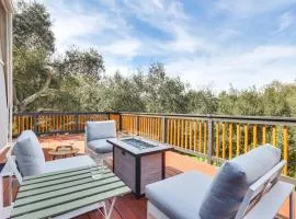 Escondido Family Home with Furnished Deck, Fire Pit!