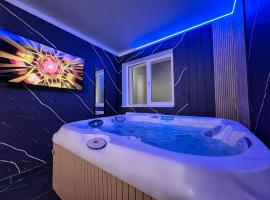 Luxor - Jacuzzi&Cozy Apartments，位于锡比乌的酒店