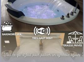 La Casa du Dolmen Clara, balnéo privée, entre terre et mer，位于Plounévez-Lochrist的酒店