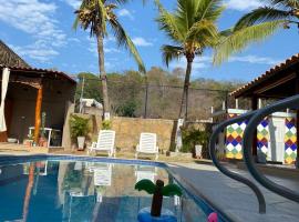 Palma House - Cabaña con piscina，位于Tubará的酒店