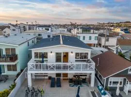 Ocean Breeze Buyout by AvantStay Steps to Beach