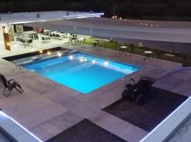 Hotel Diamante Rancho Playa，位于Tenixtepec的酒店