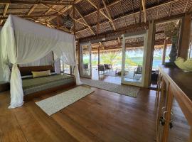 Leleu Mentawai Accommodation，位于Tua Pejat的度假屋