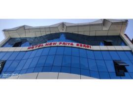 Hotel New Priya, Sersi，位于Gaurikund的酒店