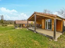 2 Bedroom Awesome Home In Barjac