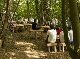 Narköy Ecologic Hotel & Organic Farm，位于Kerpe的酒店