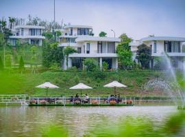 Ivory Villas Hòa Bình，位于和平的乡村别墅