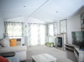 Sheerness Holiday Caravan for 6