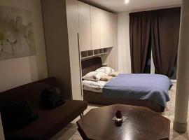 HELLO House，位于阿利图斯的酒店