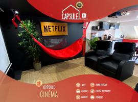 Capsule Cinéma - Balneo home cinema playstation 5，位于瓦朗西纳的酒店