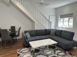 Modern design residence，位于都柏林的酒店