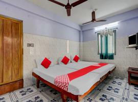OYO Flagship Sai Ganesh Deluxe Lodge，位于蒂鲁帕蒂提鲁帕帝机场 - TIR附近的酒店