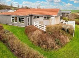 6 person holiday home in Broager