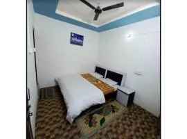 White House Resort, Sansari kund, Guptkashi