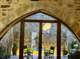 La Fusteria d' Arnes，位于阿尔内斯的酒店