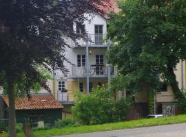Ferien-Wohnung am Menzer-Park，位于内卡尔格明德的低价酒店