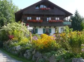 Landhaus Caesar - Hotel Garni