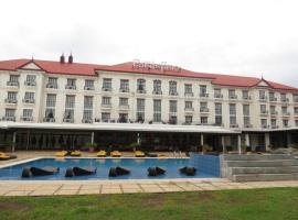 Pontefino Hotel and Residences，位于Dilao的酒店