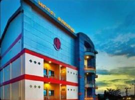Hotel Roditha，位于班贾尔马辛马辰国际机场 - BDJ附近的酒店