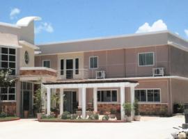 Regal Plaza Hotel，位于Nabua的酒店
