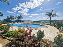 Quinta do Bravo - Swimming Pool - BY BEDZY，位于西尔韦斯的酒店