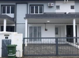 Narin Homestay,UMP Gambang,Pusat Asasi UIA,Kolej Matrikulasi，位于甘孟的酒店