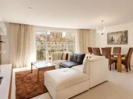 Cozy 3BD Seaside Apartment! WiFi and Great Location!