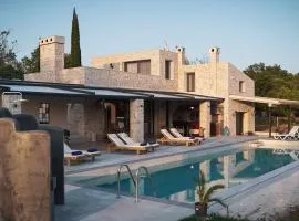 Villa Stratos Corfu -private pool and hot tub
