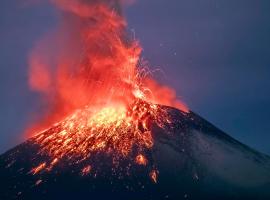 B&B Ai piedi dell'Etna，位于阿奇雷亚莱的酒店