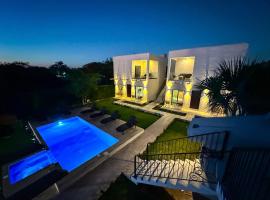 Villas Mar Turquesa Cozumel，位于科苏梅尔的带热水浴缸的酒店