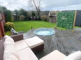 House & hot tub in Torbay Devon Torquay