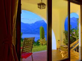 TOP-Ferienwohnung im Landhausstil mit Panoramablick & Pool，位于维拉的酒店