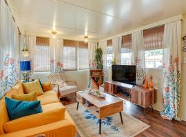 Pet-Friendly Brownwood Home Walk to Lake!