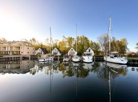 Ferienhaus Buhne 1, Lieper Winkel, Hafen Rankwitz，位于Krienke的酒店