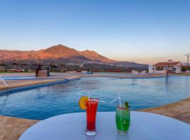 Hotel El Cortijo & SPA，位于舍夫沙万的酒店