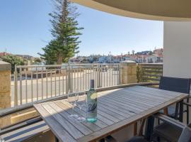 Boardwalk Bliss - Explore the Lively Mindarie Marina，位于Mindarie的酒店