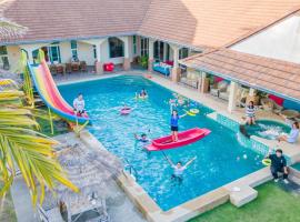 PX POOL VILLA PATTAYA，位于农布的酒店