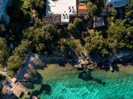 Seafront House on Island Korčula，位于科尔丘拉的度假屋