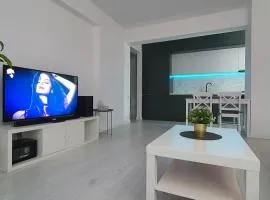 100 sqm flat -Netflix/Coffee/Garage/2xBath/2xTV