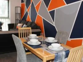 ChicCityApartment - Free parking - Perfect for contractors - Close to Molineux Stadium
