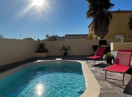 Maison avec piscine entièrement climatisée，位于Sauvian的酒店