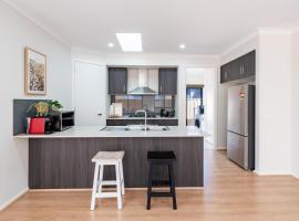 A Cosy 5Beds house in the Clyde，位于Clyde的酒店