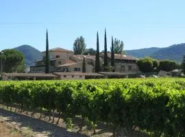 Joli appartement et terrasse vue sur les dentelles