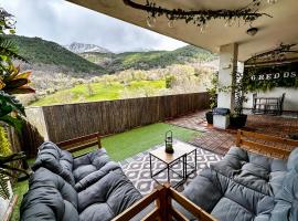 Gredos Starlight House，位于米哈雷斯的酒店