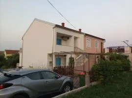 Apartments with a parking space Kraj, Pasman - 22566