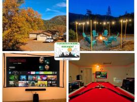 Yosemite's Scenic Hideaway，位于米德派恩斯的酒店