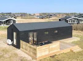 Amazing Home In Løkken With Wifi