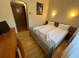 Room in BB - Hotel Moura Double Room n5167，位于波罗维茨的旅馆