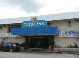 Mo2 Days Inn，位于Taculing Hacienda的酒店